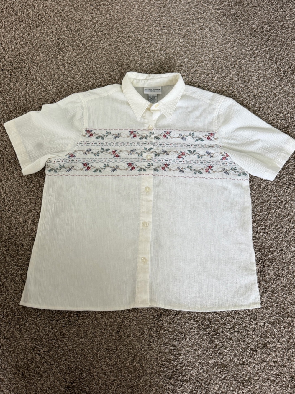 Alfred Dunner White Short-Sleeve Button-Up with Floral Embroidery